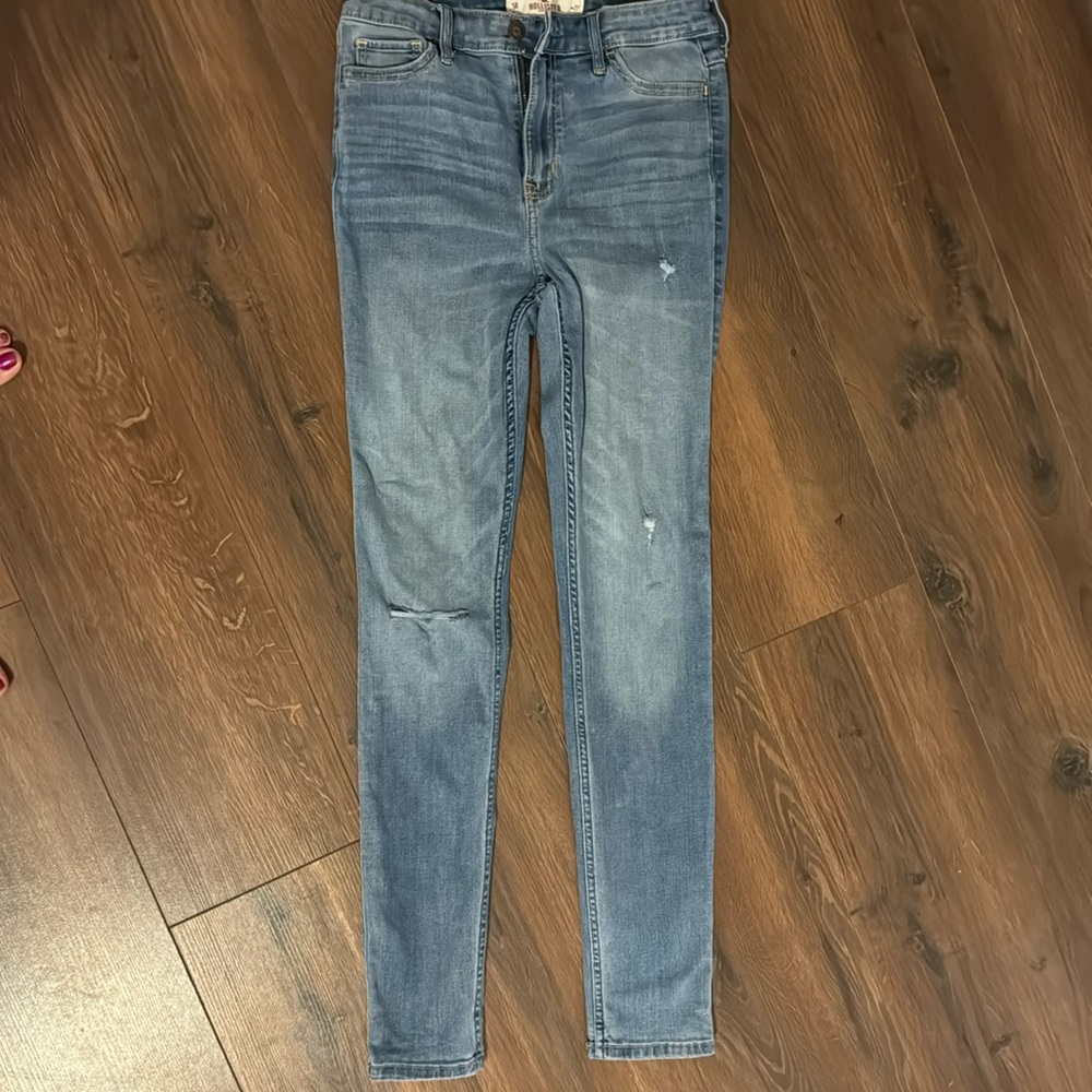 Hollister jeans never been worn